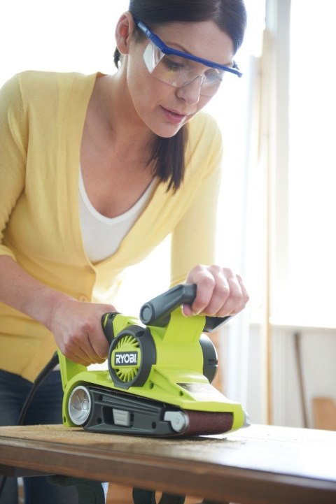 ELEKTRYCZNA SZLIFIERKA TAŚMOWA 800W 76MM TAŚMÓWKA EBS800 CYCLONIC RYOBI ELEKTRYCZNA SZLIFIERKA TAŚMOWA 800W 76MM TAŚMÓWKA EBS800 CYCLONIC RYOBI