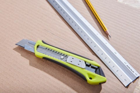 Nóż łamany nożyk tapicerski Ryobi RSK18 Nóż łamany nożyk tapicerski Ryobi RSK18