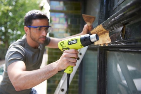 WIELOFUNKCYJNA OPALARKA ELEKTRYCZNA SIECIOWA 2000W 600C DWA TRYBY EHG2000 RYOBI WIELOFUNKCYJNA OPALARKA ELEKTRYCZNA SIECIOWA 2000W 600C DWA TRYBY EHG2000 RYOBI