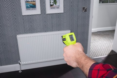 RYOBI TERMOMETR BEZDOTYKOWY TERMODETEKTOR TEMPERATURY -50°C - 550°C RBIRT08 RYOBI TERMOMETR BEZDOTYKOWY TERMODETEKTOR TEMPERATURY -50°C - 550°C RBIRT08