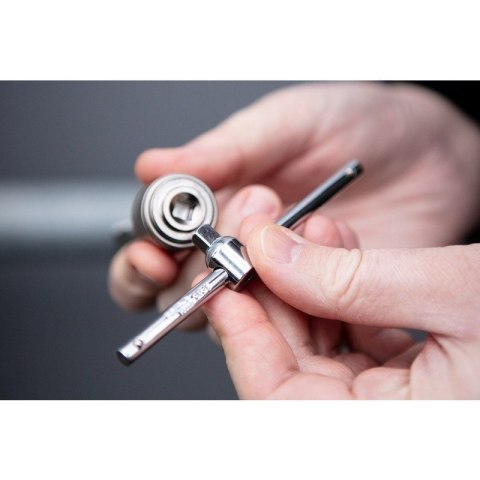 Uchwyt do gwintownika 1/4 M5-M12 Adapter do gwintowników 1/4 M5-M12 12-905 NEO TOOLS Uchwyt do gwintownika 1/4 M5-M12 Adapter do gwintowników 1/4 M5-M12 12-905 NEO TOOLS