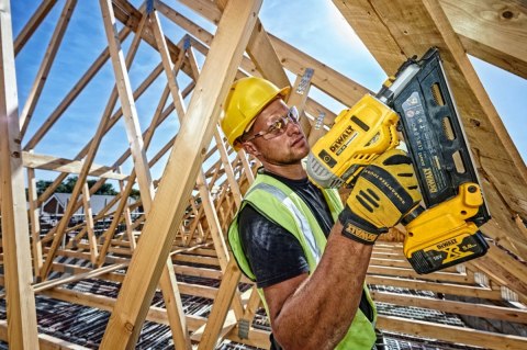 AKUMULATOROWA GWOŹDZIARKA DO KONSTRUKCJI SZKIELETOWYCH 18V DeWalt DCN692N AKUMULATOROWA GWOŹDZIARKA DO KONSTRUKCJI SZKIELETOWYCH 18V DeWalt DCN692N