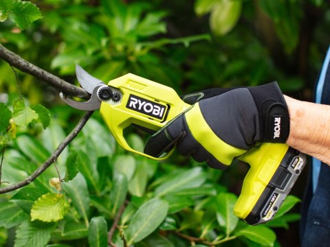 SEKATOR NOŻYCE DO GAŁĘZI AKUMULATOROWY RĘCZNY NOŻYCOWY 18V RYOBI RY18SCA-0 SEKATOR NOŻYCE DO GAŁĘZI AKUMULATOROWY RĘCZNY NOŻYCOWY 18V RYOBI RY18SCA-0
