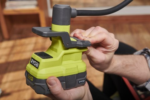 Ryobi Lampa 18V z Lupą 500 Lm na zacisk LED , RML18-0, Elastyczny Ryobi Lampa 18V z Lupą 500 Lm na zacisk LED , RML18-0, Elastyczny