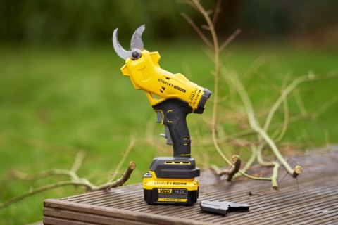 Sekator Akumulatorowy STANLEY FATMAX V20 + AKUMULATOR 1x4Ah ŁADOWARKA Sekator Akumulatorowy STANLEY FATMAX V20 + AKUMULATOR 1x4Ah ŁADOWARKA