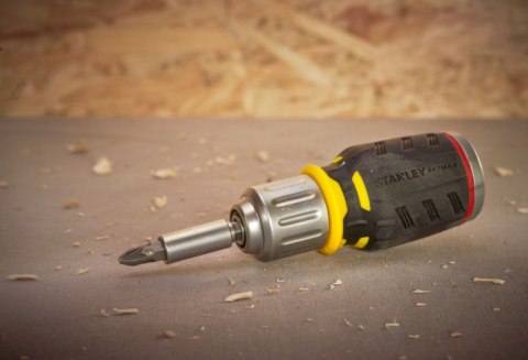 Wkrętak typu Multi-Bit z grzechotką + Bity Stanley FMHT0-62688 Wkrętak typu Multi-Bit z grzechotką + Bity Stanley FMHT0-62688
