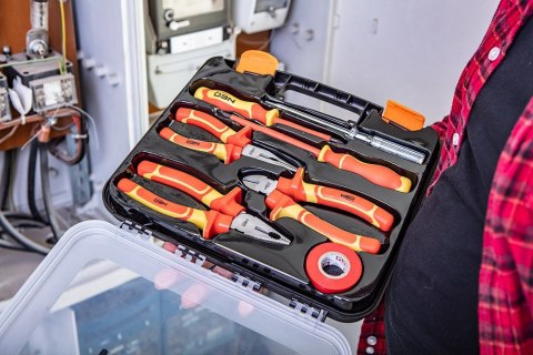 01-237 ZESTAW SZCZYPIEC I WKRĘTAKÓW 1000V, 7 SZT. NEO TOOLS 01-237 ZESTAW SZCZYPIEC I WKRĘTAKÓW 1000V, 7 SZT. NEO TOOLS
