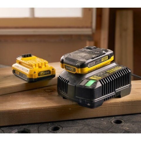 Wiertarko-wkrętarka STANLEY SFMCD700D2A-QW