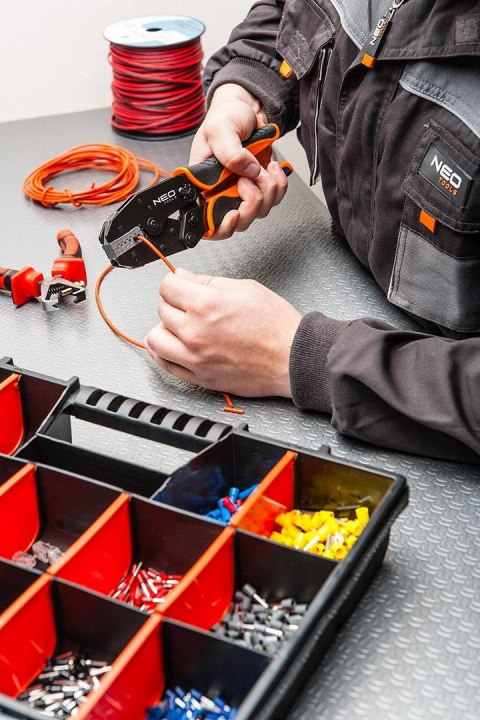 01-506 SZCZYPCE DO ZACISKANIA KOŃCÓWEK TULEJKOWYCH 0.5-16 MM2 (22-6 AWG) NEO TOOLS 01-506 SZCZYPCE DO ZACISKANIA KOŃCÓWEK TULEJKOWYCH 0.5-16 MM2 (22-6 AWG) NEO TOOLS