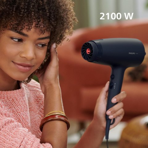 BHD360/20 Seria 3000 Suszarka do włosów z nasadką ThermoProtect Philips
