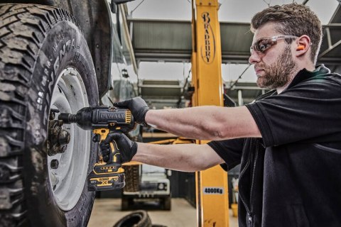 DCF900P2T-QW Klucz udarowy 18 V 760 W 1/2" Dewalt DCF900P2T-QW Klucz udarowy 18 V 760 W 1/2" Dewalt