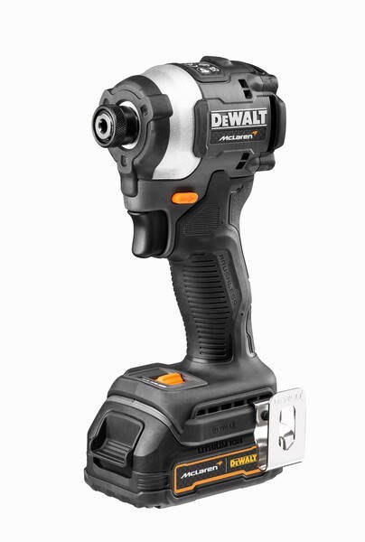 DCK200ME2GT-QW Zestaw elektronarzędzi Dewalt McLaren Black Edition DCK200ME2GT-QW Zestaw elektronarzędzi Dewalt McLaren Black Edition